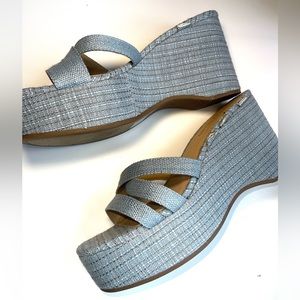 Sandals 🔥 2 for 40 🚨FLASH SALEEEE